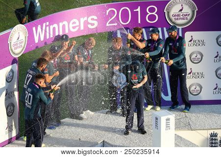 LEEDS, ENGLAND - JULY 17: England with the trophy after winning the 3rd Royal London One day International match and series between England and India at Headingley Cricket Ground on July 17, 2018