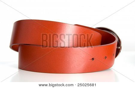 cinto de couro vermelho