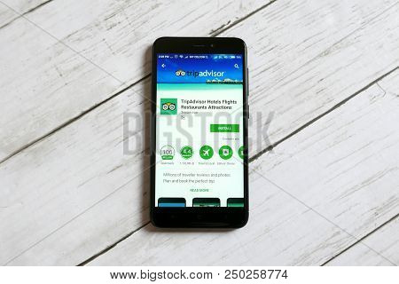 Kulim,malaysia - April 11th,2018 : Tripadvisor Application On An Android Google Play Store.