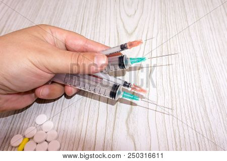 Injection Needle Equipment Female Healthy Holding Hospital