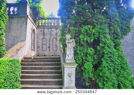 Buchlovice, Czech Republic - July 12, 2018: Chateau Buchlovice. Seclusion With Balustrade In Site Of