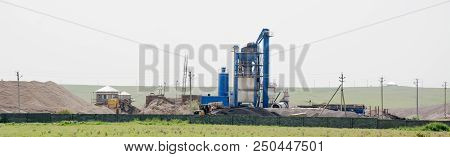 Industrial Silo, Large Storage Tanks, Plant And Structures