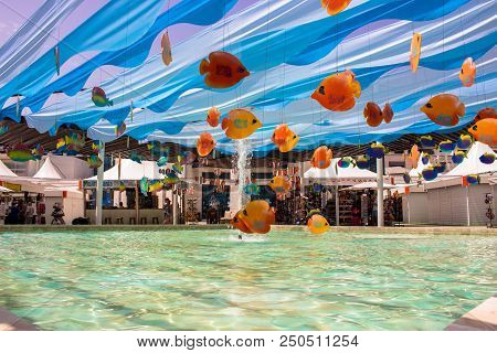 The Xviii International Artesania Show: Located In The Antonio Banderas Square Of Puerto Banús City,