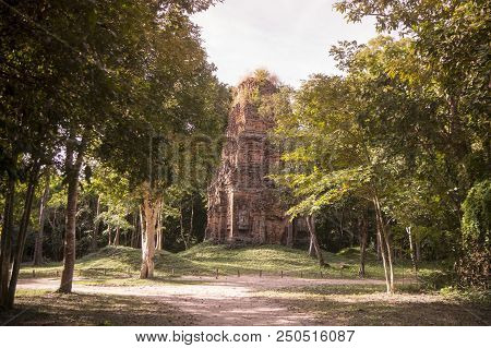 Cambodia Kampong Thom Sambor Prei Kuk Temple