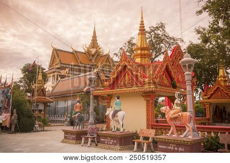 Cambodia Kampong Thom Wat Kampong Temple