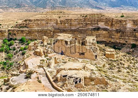 Ruins Of A Berber House At Ghoufi Canyon In Algeria, North Africa
