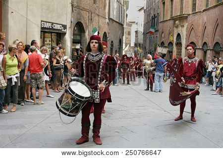Siena, Italy - August 16, 2008: People Waiting For The Beginning Of The Horse Race