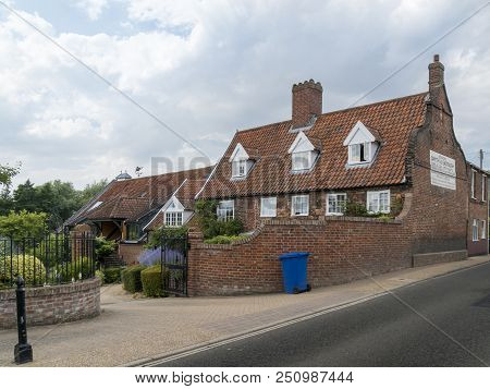 Beccles, Suffolk, Uk, July 2018 - Historic Buildings In Northgate In The Market Town Of Beccles, Suf