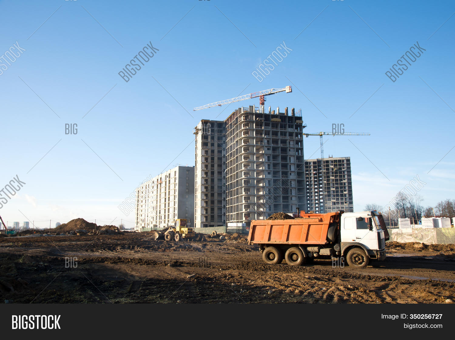Heavy Dump Trucks Image & Photo (Free Trial) | Bigstock