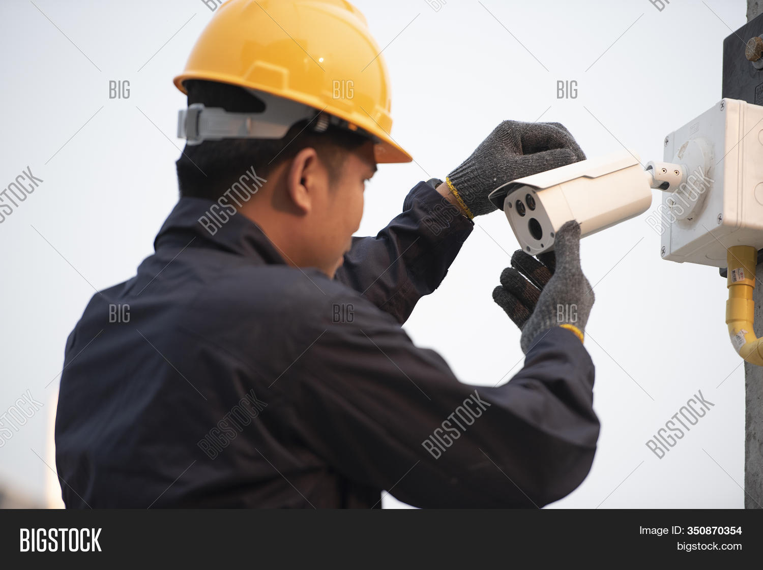 Cctv Technicians Image & Photo (Free Trial) Bigstock