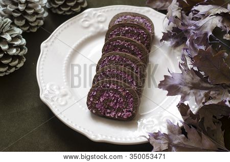 Chocolate Biscuit Roll With Coconut Without Baking