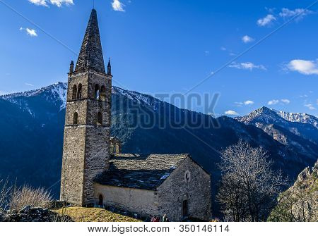 San Peyre Di Stroppo And The Lazaretto Of Caudano: Two Artistic Jewels Of The Maira Valley