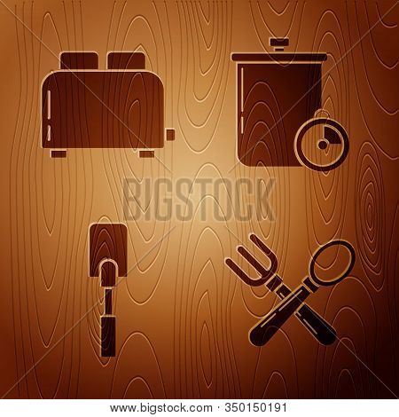Set Crossed Fork And Spoon , Toaster With Toasts , Spatula And Cooking Pot And Kitchen Timer On Wood