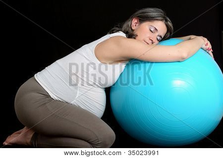 Těhotná žena a Gym Ball