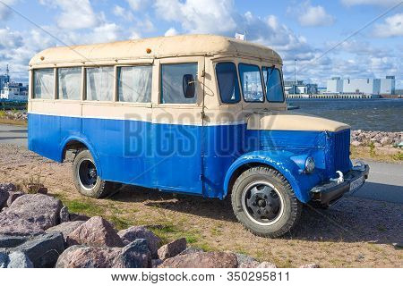 Kronshtadt, Russia - September 14, 2019: Old Soviet Bus Kavz-651a On The International Festival Of R