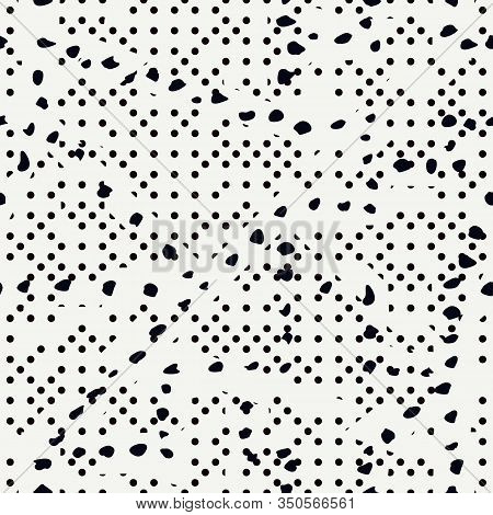 Dotted Seamless Pattern. Grunge Surface Print. Ink Spray Background. Repeated Irregular Chaotic Blac