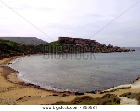 Ghajn Tuffieha Bay