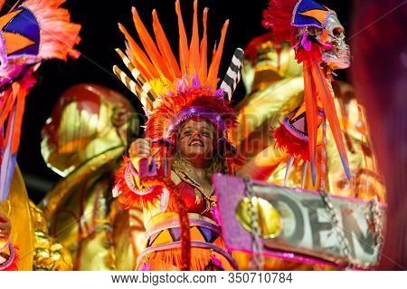 Rio, Brazil - March 04, 2019: Mangueira During The Carnival Samba School Carnival Rj 2019, At Sambod