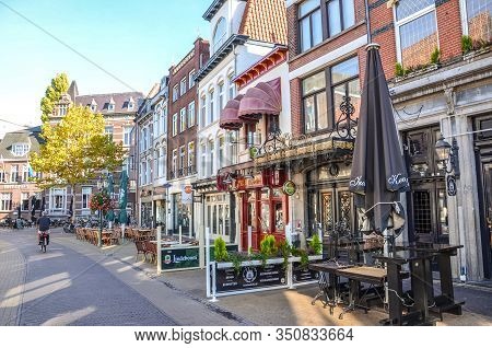 Venlo, Limburg, Netherlands - October 13, 2018: Street With Cafes, Restaurants, And Bars In The Hist