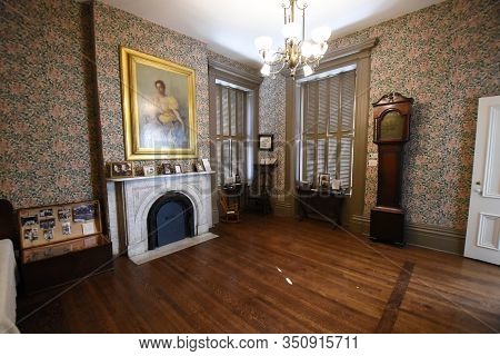 Chicago, Il February 14, 2020, Jane Addams Hull House And Museum Interior Room At The University Of 