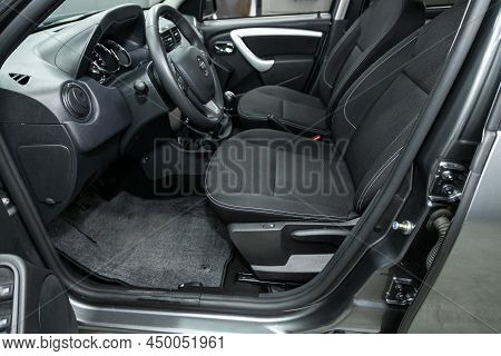 Novosibirsk, Russia -  February  10, 2022: Nissan Terrano, Close-up Of The Dashboard, Player, Steeri