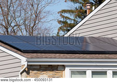 Modern House Roof With Solar Panels Technology Rooftop Enerdy