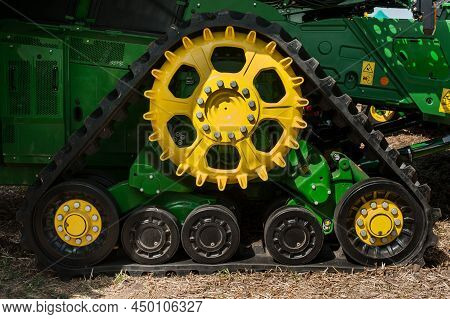 Bilogirya, Khmelnytsky Region, Ukraine - August 19, 2021: At The Demonstration Of Agricultural Machi