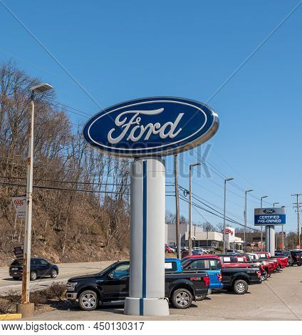 Monroeville, Pennsylvania, Usa February 27, 2022 Used Ford Trucks For Sale Line Up At A Dealership O
