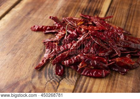 Chile De Arbol. This Potent Mexican Chili Can Be Used Fresh, Powdered Or Dried For Salsa Preparation