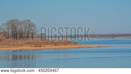 Beautiful View Of Lake Texoma\'s Shoreline In Kingston, Bryon County, Oklahoma