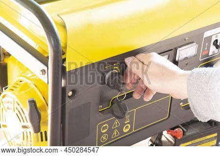 Portable Gasoline Generator.the Use Of An Autonomous Energy Source. An Additional Source Of Energy.