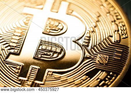 Bitcoin B Logo. Macro Photo Of Shiny Gold Coin Symbol Detail. Simple Bright Golden Bitcoin Crypto Cu