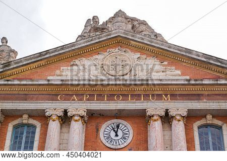 Toulouse , Occitanie , France - 02 20 2022 : Toulouse Rf Capitole City Hall In France With French La