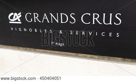 Bordeaux , Aquitaine  France - 02 28 2022 : Ca Grands Crus Credit Agricole Sign Logo And Text Brand 