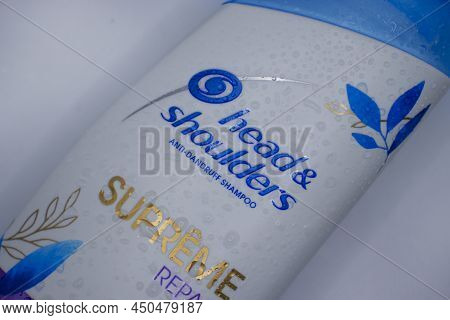 March 06, 2022 Ukraine, The City Of Kyiv Shampoo Head And Shoulders, On The Background