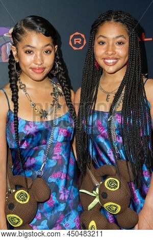Anais and Mirabelle Lee at the Red Carpet Screening of 