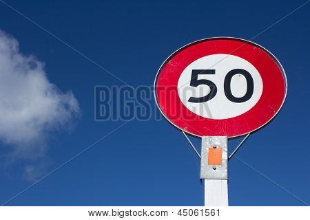 Rychlosti značka 50