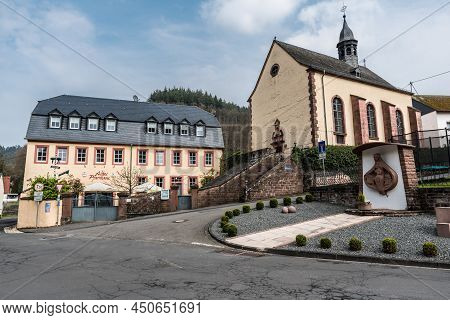 Auw An Der Kyll, Rhineland-palatinate - Germany - 04 10 2019 - Scenic View Over The Church, Square A