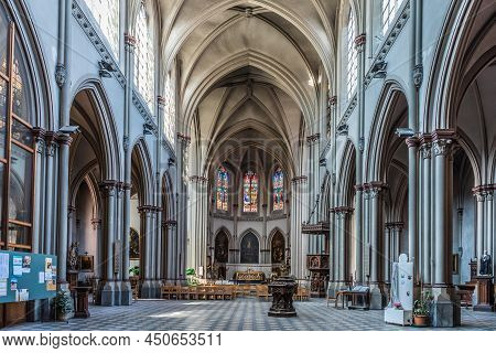 Schaerbeek, Brussels , Belgium - 06 29 2019 - Interior Of The Saint Servaas Catholic Gothic Church
