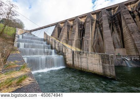 Wimbleball Dam