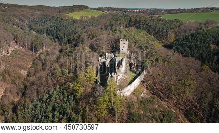 Helfenburk Ruin
