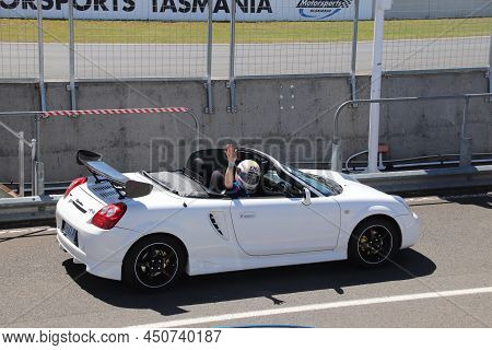 Symmons Plains Raceway Tasmania Australia - December 12 2020: White Toyota Mr2 Spyder Zzw30 Sports C