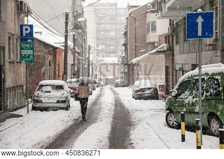 Belgrade, Serbia - December 12, 2021: Selective Blur On A Typical Street Of Belgrade City Center, Du