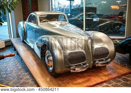 Arkhangelskoye, Russia - March 6, 2022: Italian Classic Car Alfa Romeo 6c 2500 Ss In The Technical M