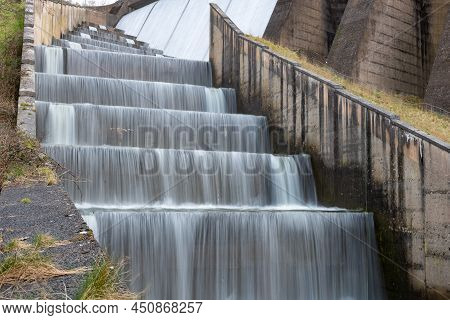 Wimbleball Dam