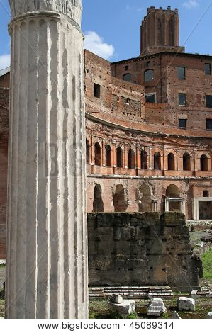 Trajansforum (Latein: Forum Traiani)