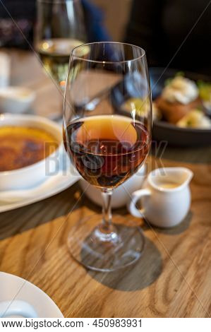 Sweet Digestif Sherry Fortified Wine Served After Dinner