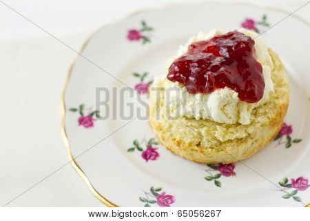 English Scones, Devonshire Style