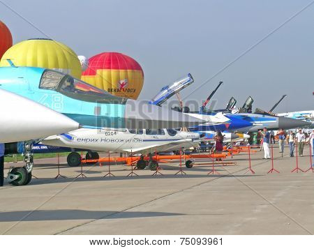 Airplanes at MAKS airshow