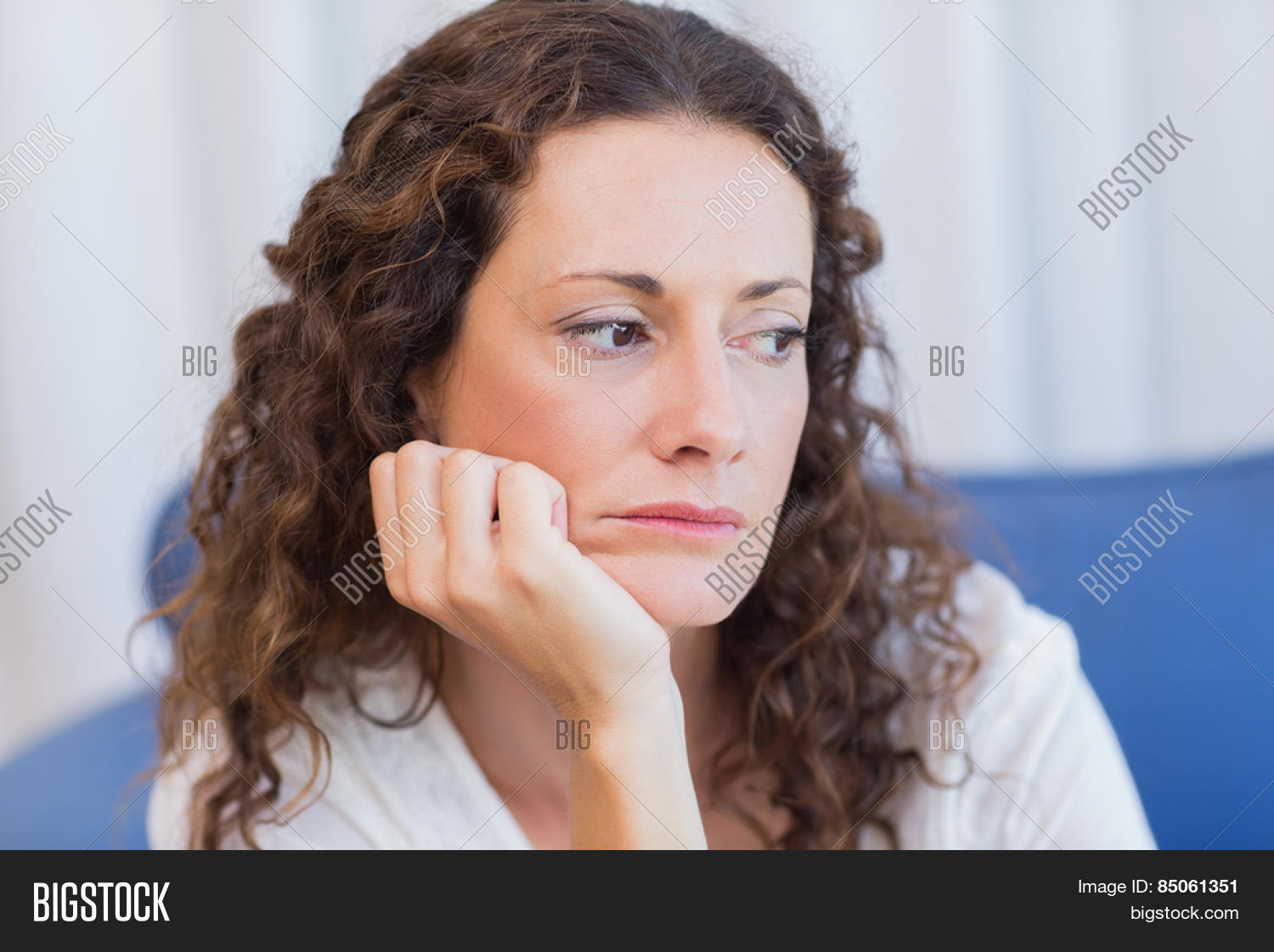 Она приняла. Она приняла. Подкаминская 2022. Она приняла. Я принимал ее такой какая она есть и успокоительное.